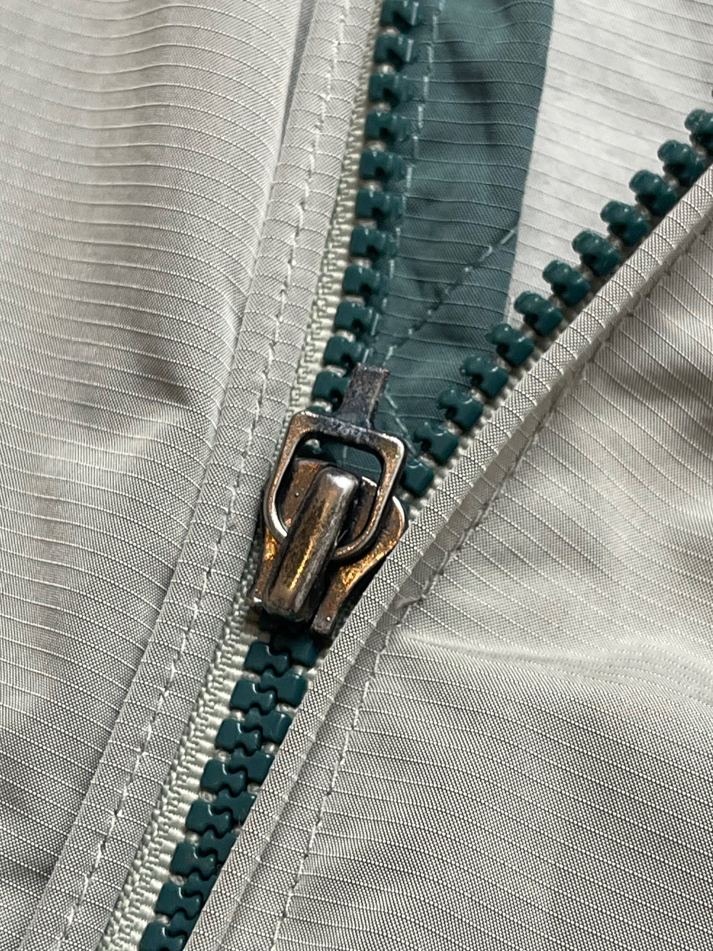 NIKE ACG 2000s PERFORMANCE 3 OUTER LAYER KHAKI GREY TRACKJACKET