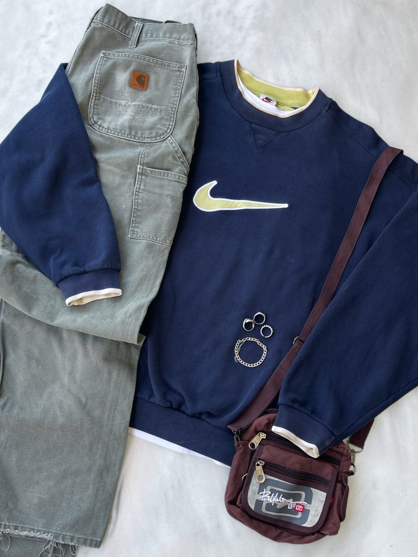 NIKE 1990s FADED BIG CENTRE SWOOSH CREWNECK SWEATSHIRT