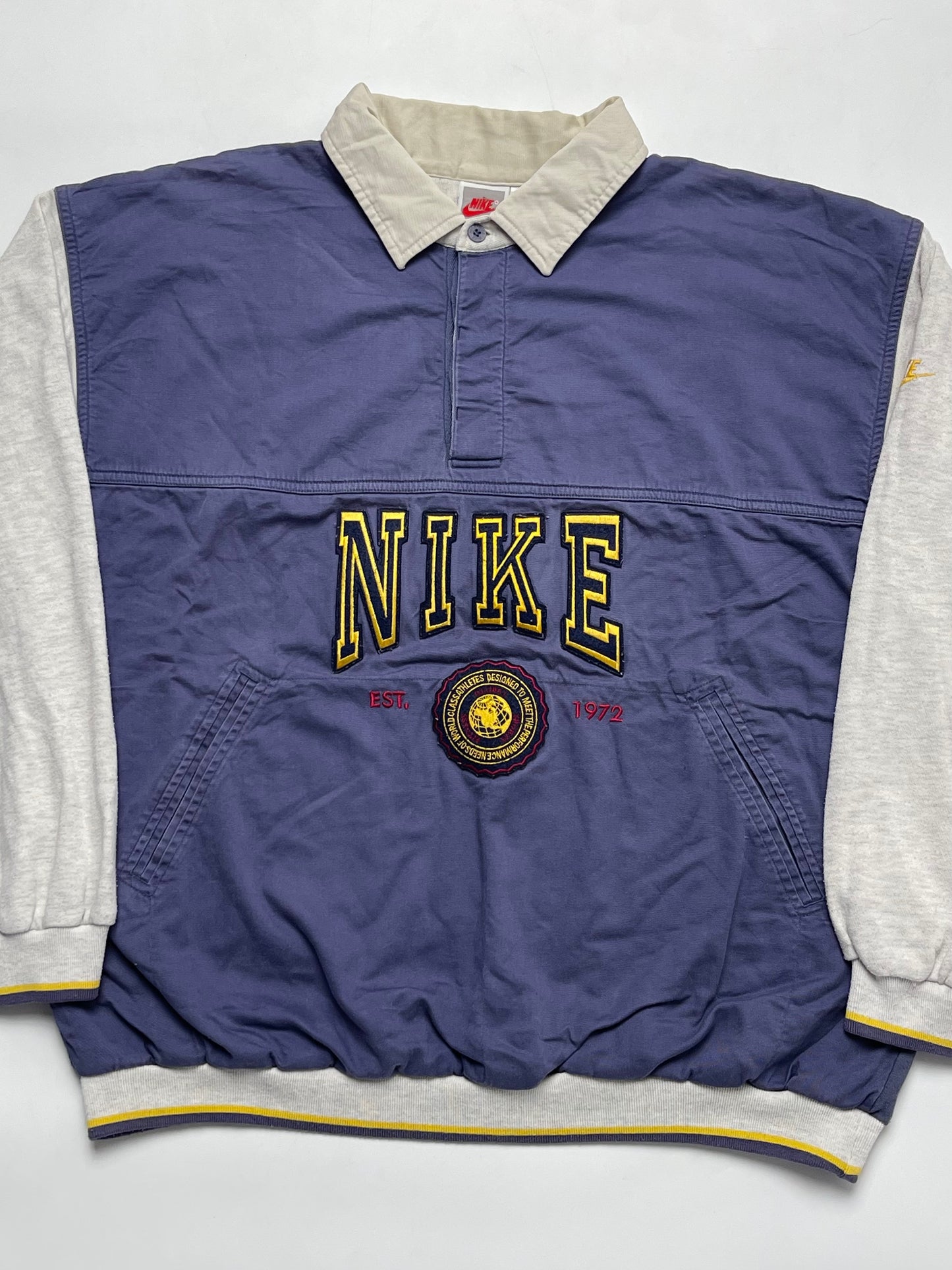 NIKE 1990s VINTAGE EMBROIDERED SPELL OUT COLLARED SWEATSHIRT