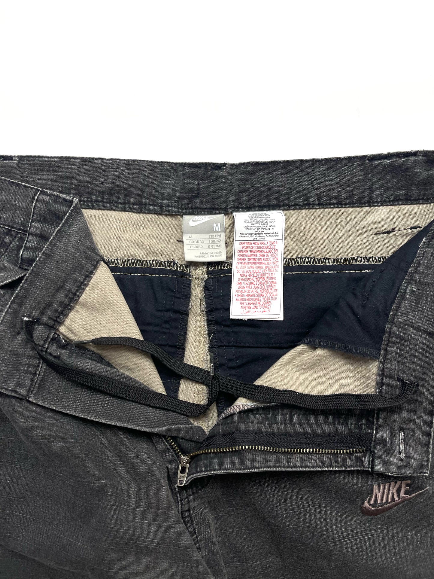NIKE LATE 2000s CARGO PANTS