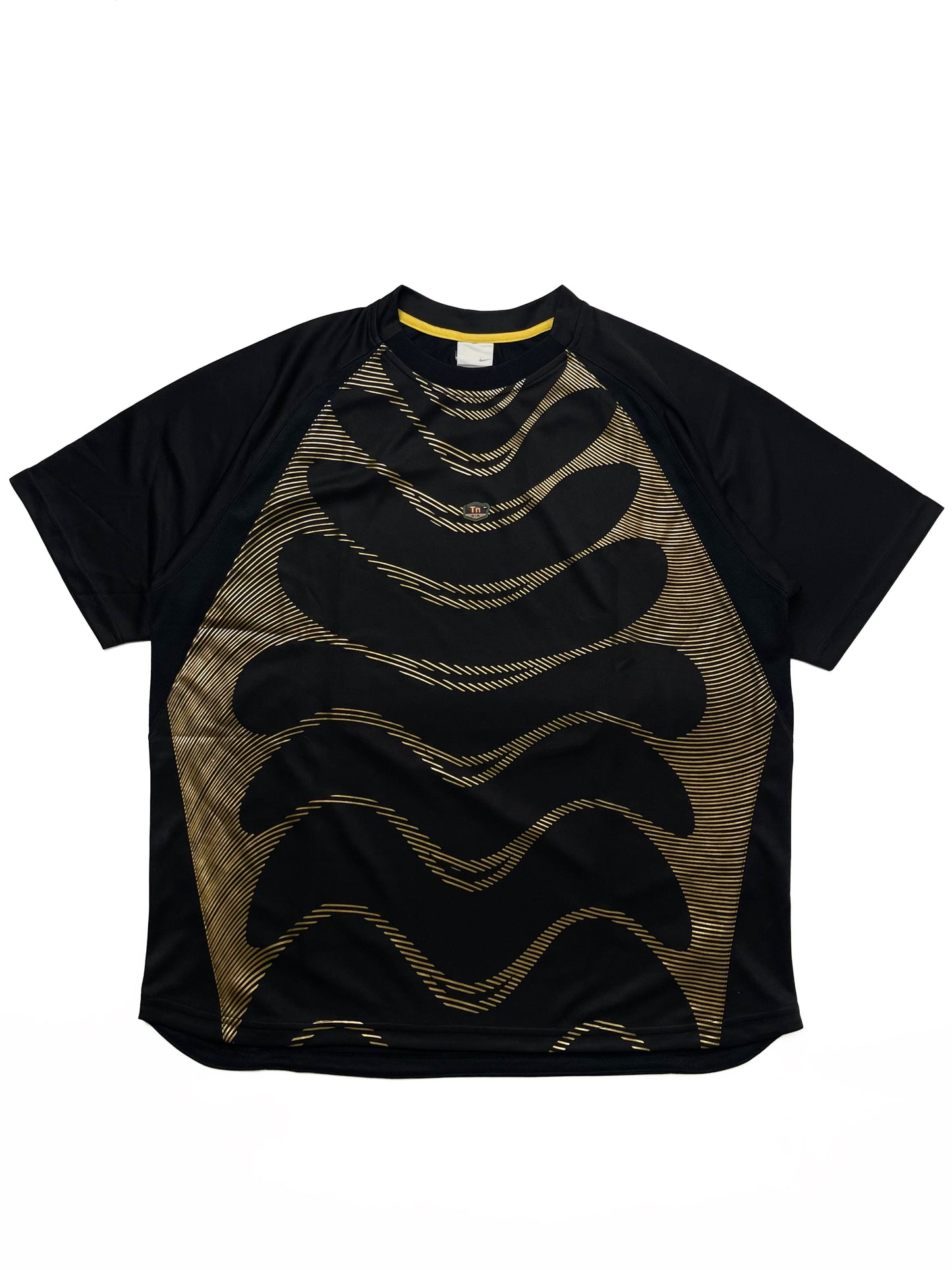 NIKE TN AIR 2000s BLACK AND GOLD VEIN T-SHIRT