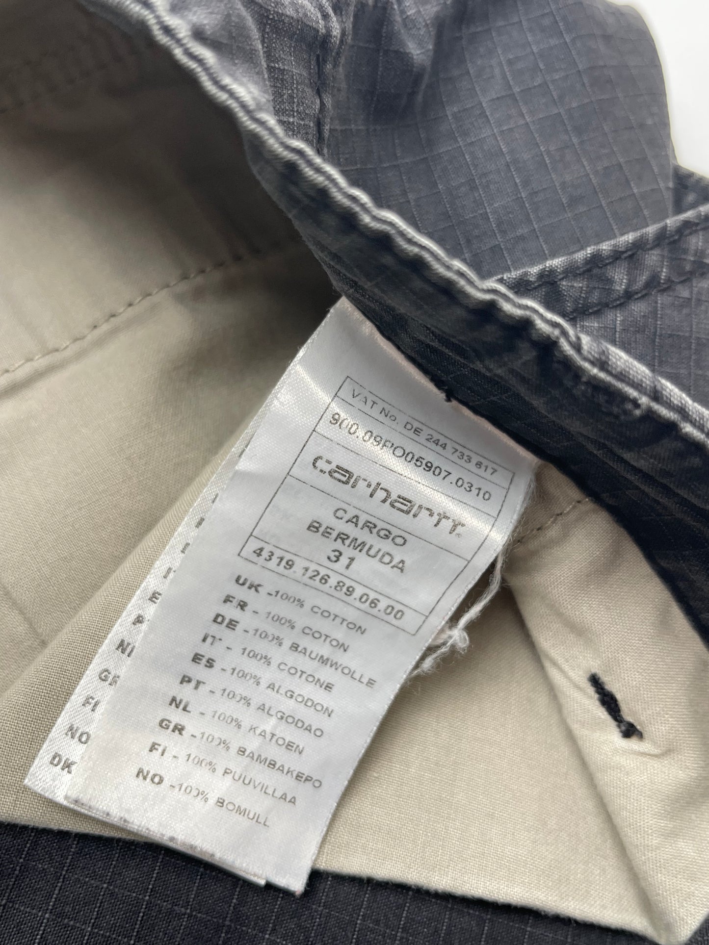 CARHARTT 2009 CARGO BERMUDA BLACK PANTS