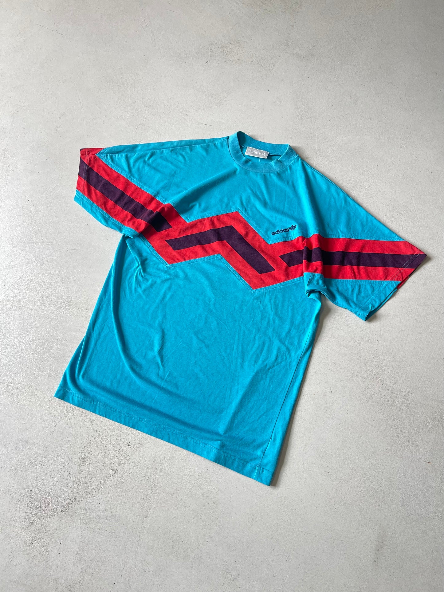 ADIDAS 90s ZIG ZAG RETRO T-SHIRT