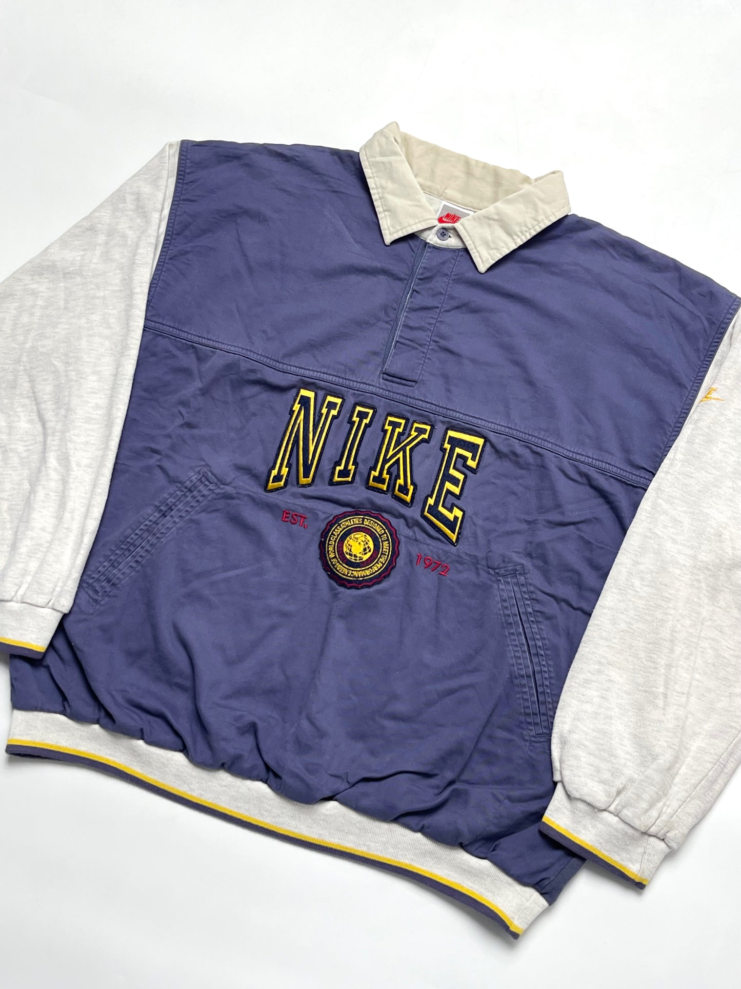 NIKE 1990s VINTAGE EMBROIDERED SPELL OUT COLLARED SWEATSHIRT