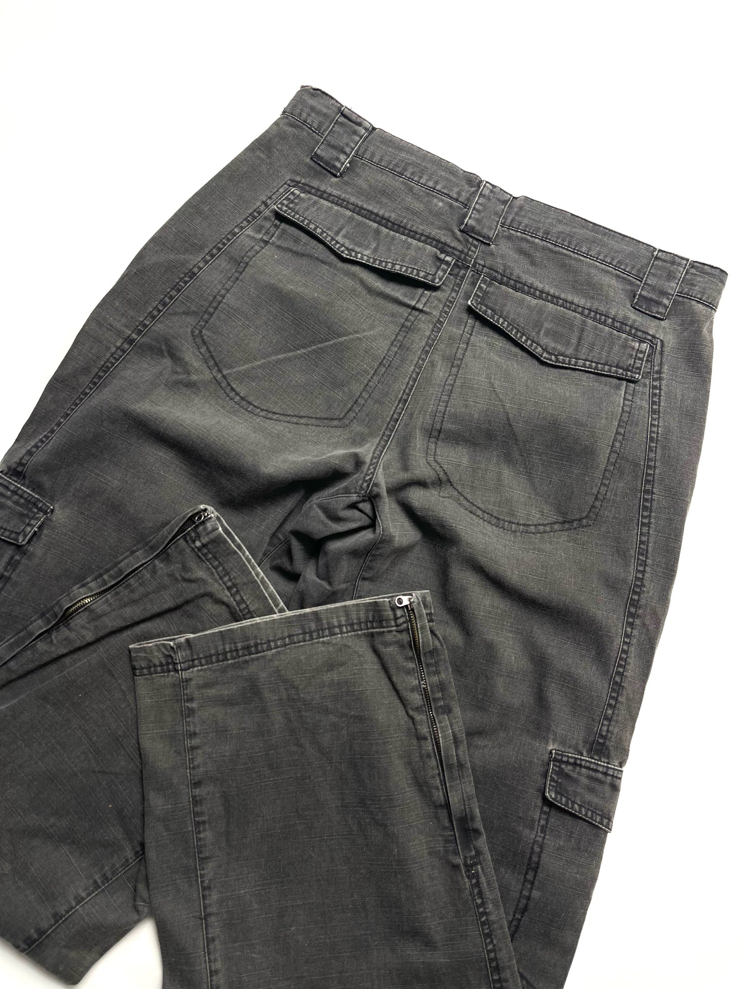 NIKE LATE 2000s CARGO PANTS