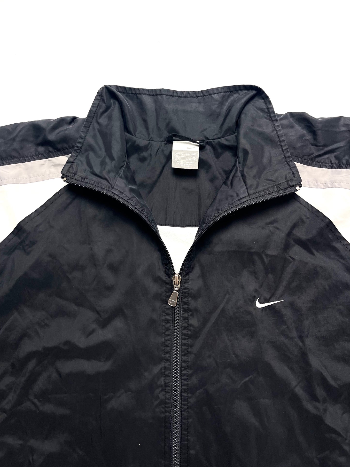 NIKE EARLY 2000s BLACK TRACKJACKET