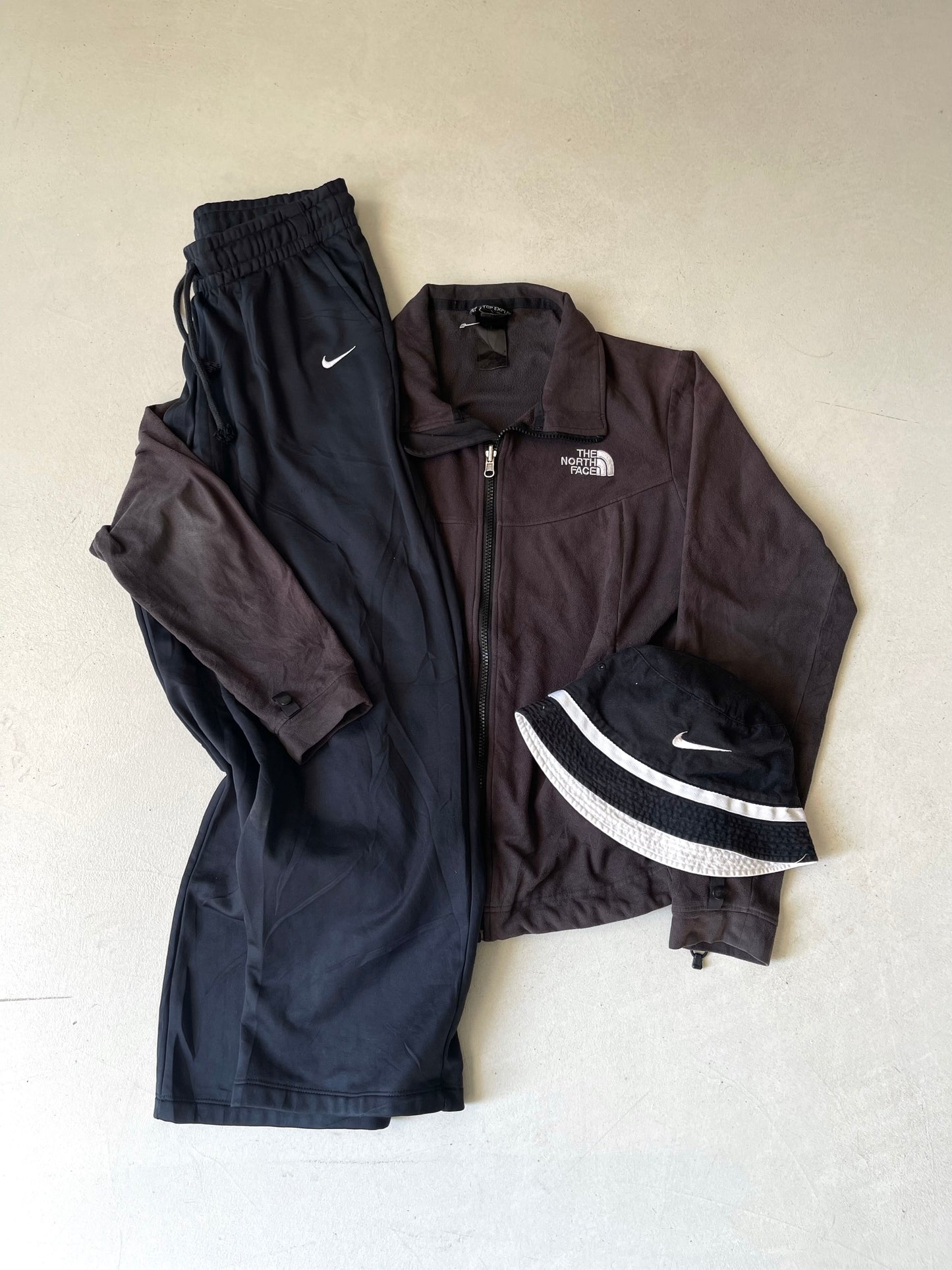 THE NORTH FACE BROWN FLEECE