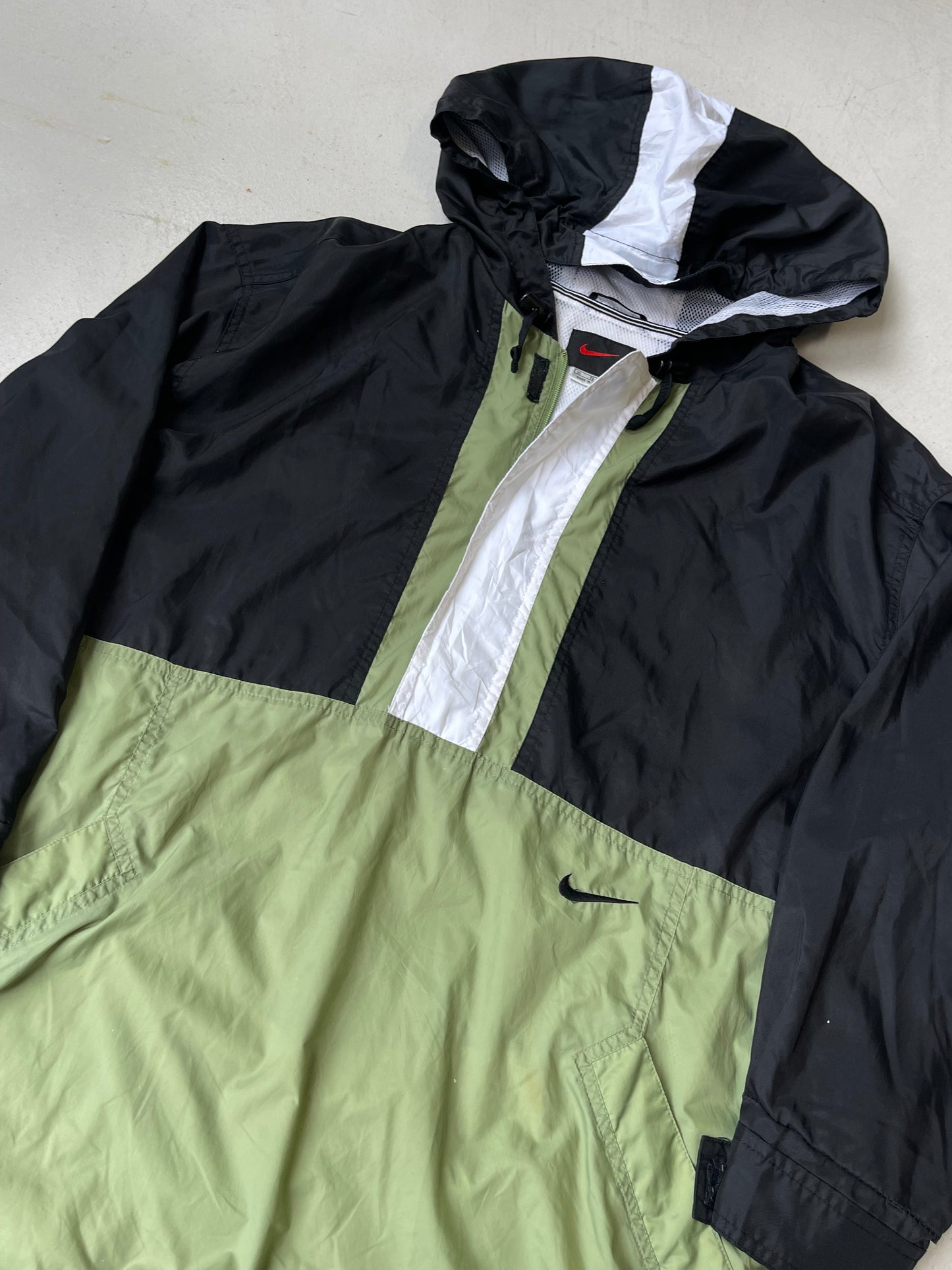 NIKE VINTAGE 1/4 ZIP WINDBREAKER BLACK/GREEN