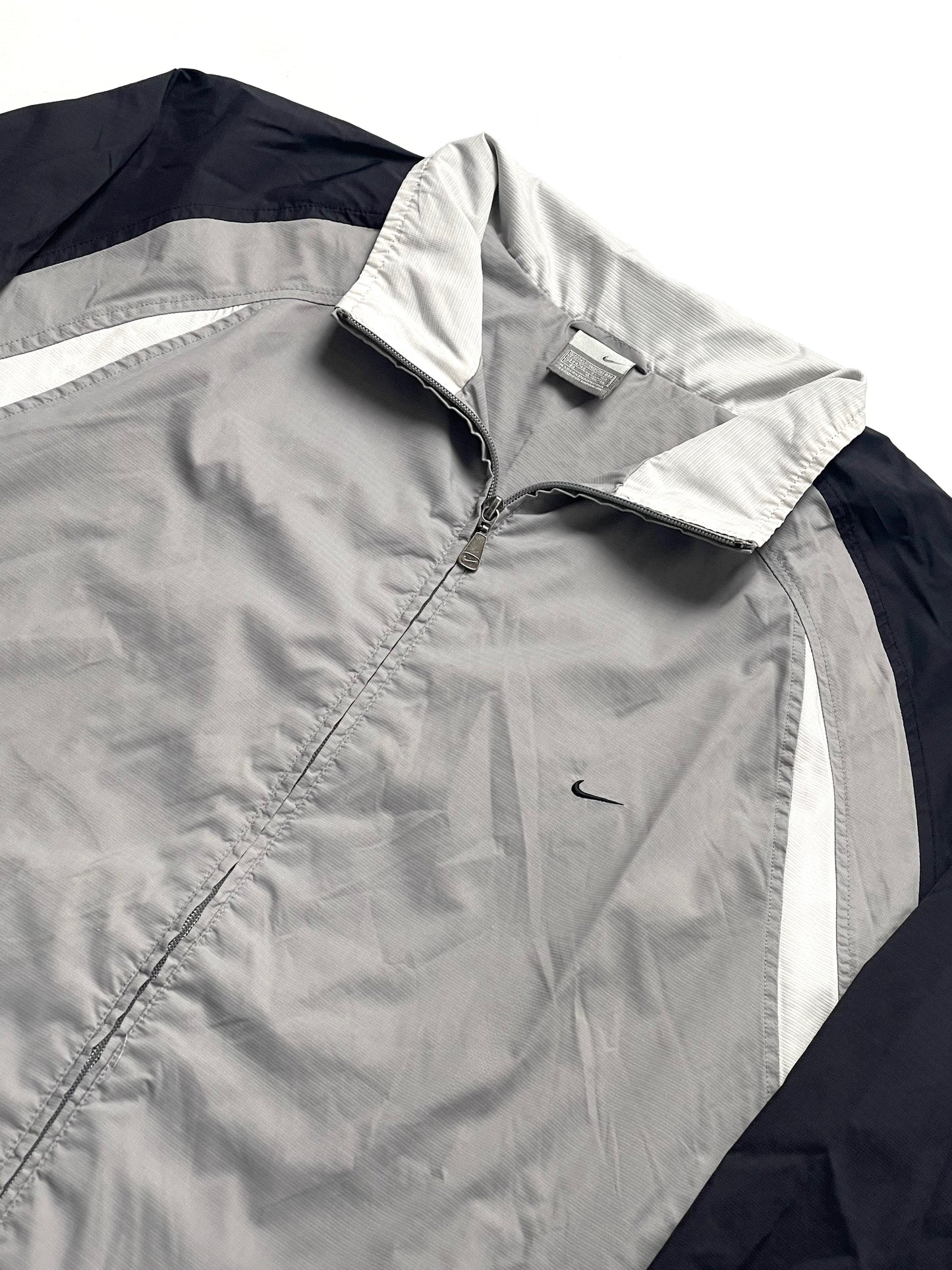 NIKE EARLY 2000s GREY/BLACK TRACKJACKET