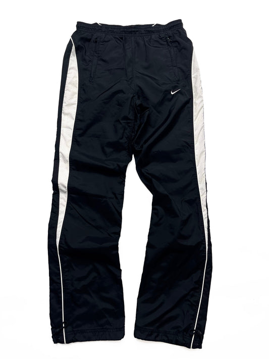 NIKE EARLY 2000s BLACK NYLON TRACKPANTS