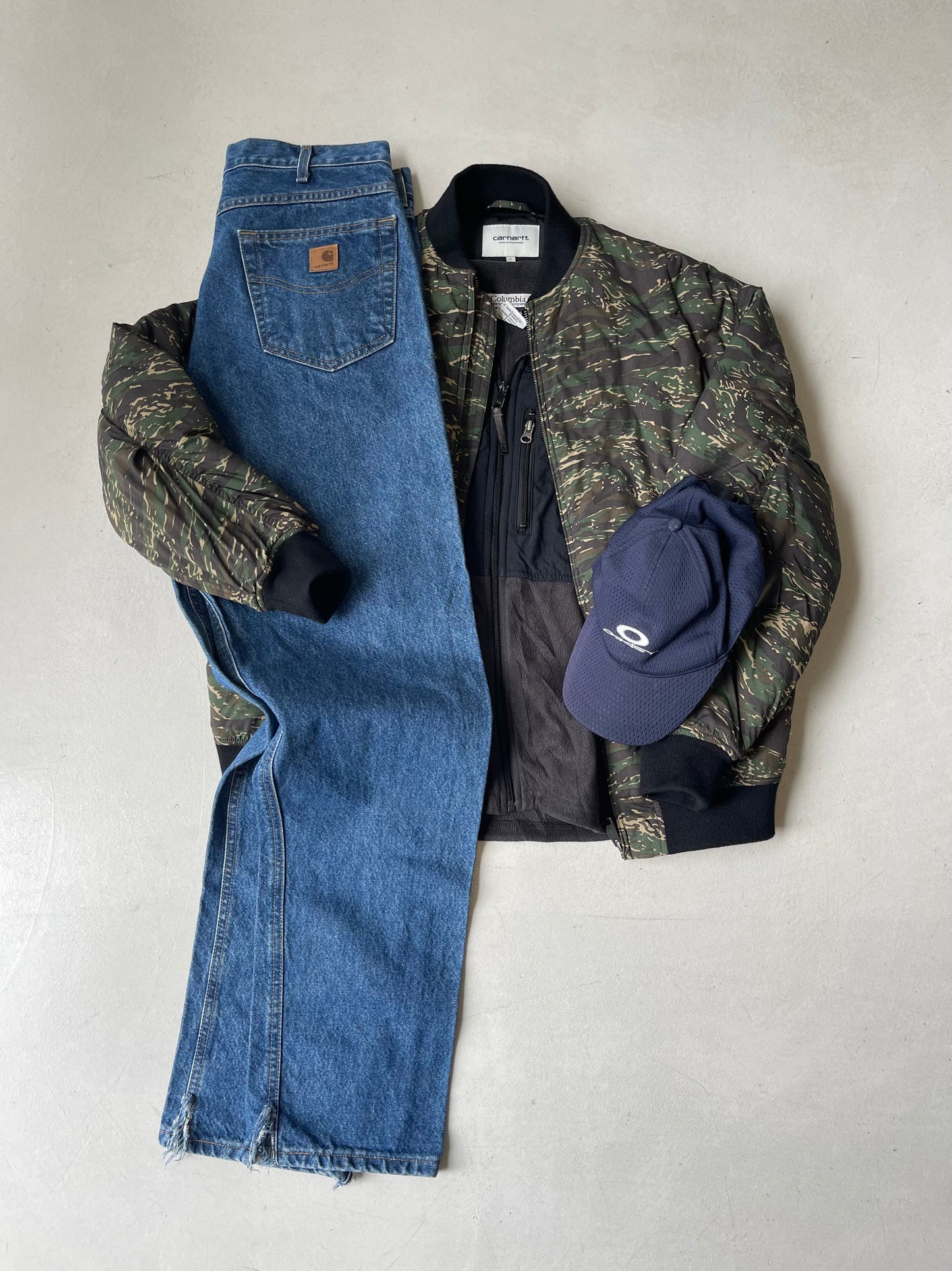 CARHARTT CAMO MILLIE BOMBER JACKET