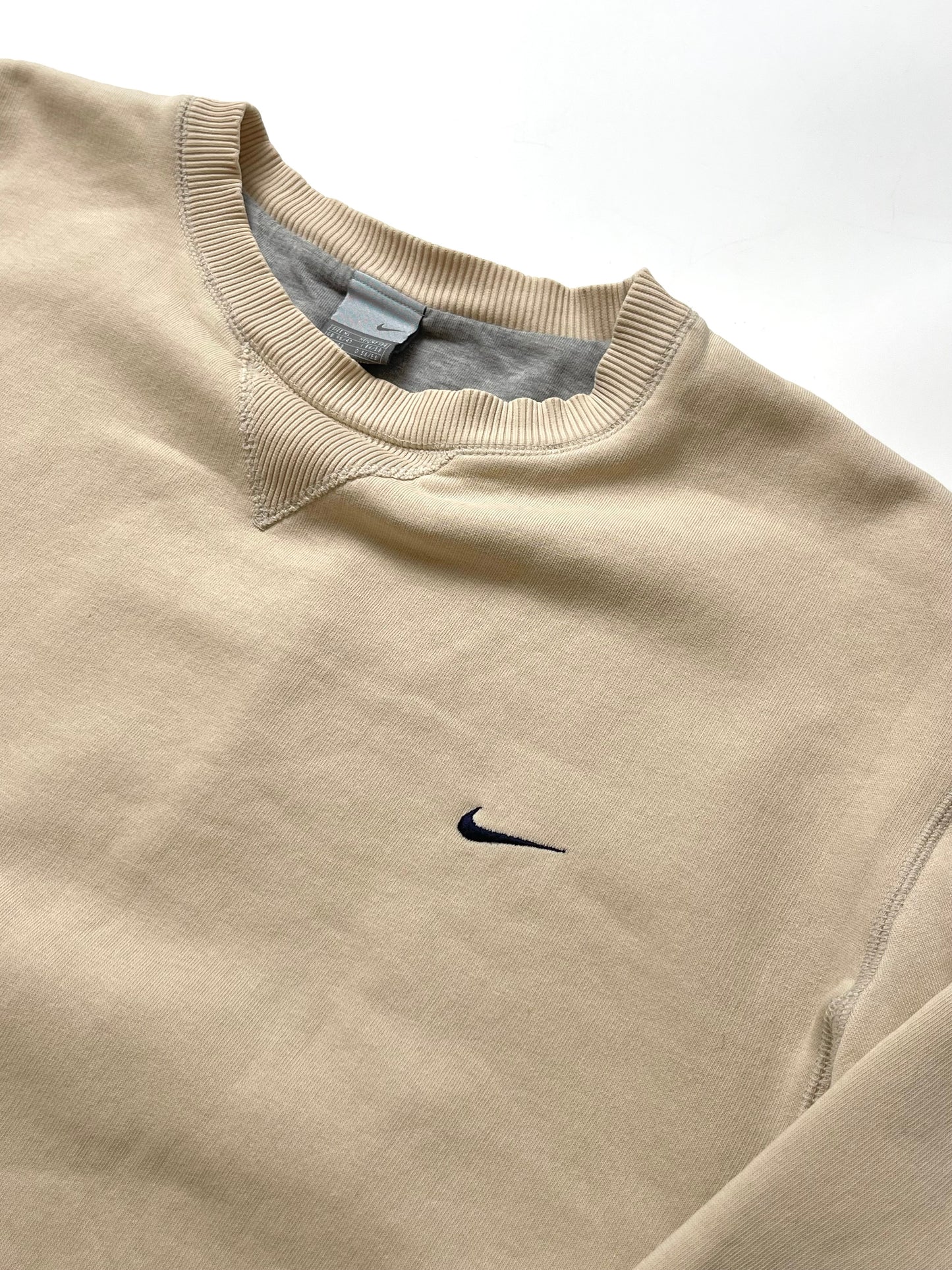 NIKE EARLY 2000s BEIGE SWEATSHIRT