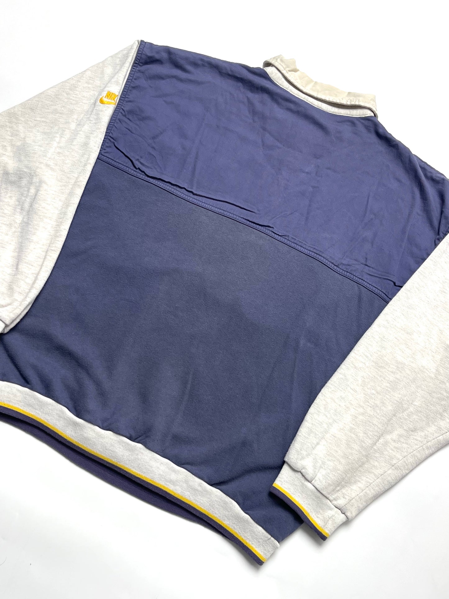 NIKE 1990s VINTAGE EMBROIDERED SPELL OUT COLLARED SWEATSHIRT
