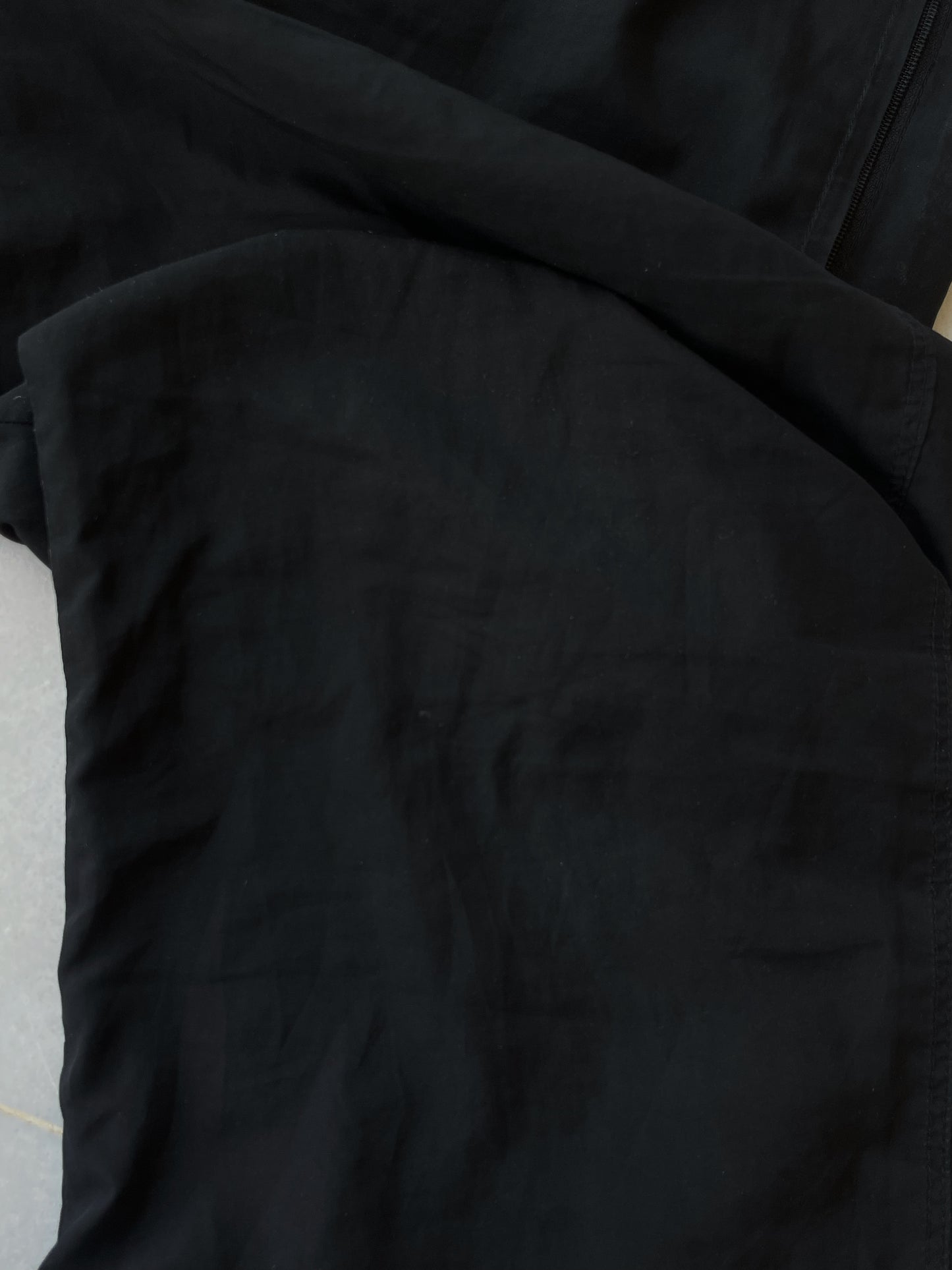 NIKE 2000s BLACK NYLON TRACKPANTS