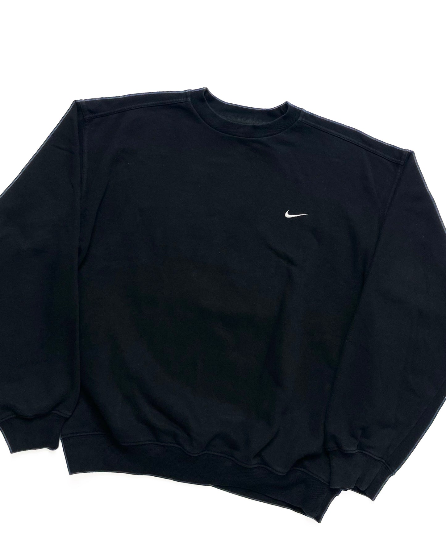NIKE EARLY 2000s BLACK CREWNECK SWEATSHIRT