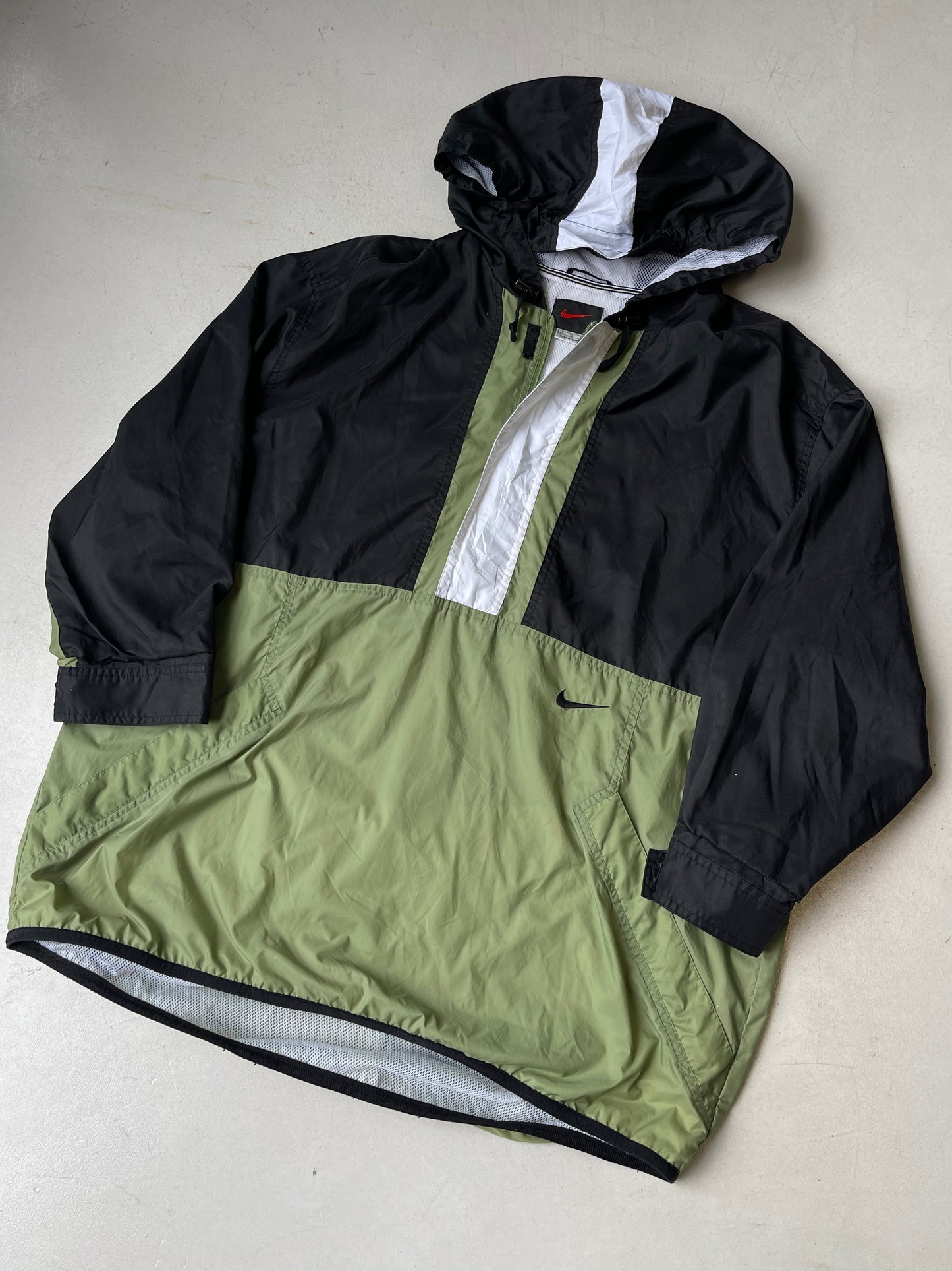 NIKE VINTAGE 1/4 ZIP WINDBREAKER BLACK/GREEN