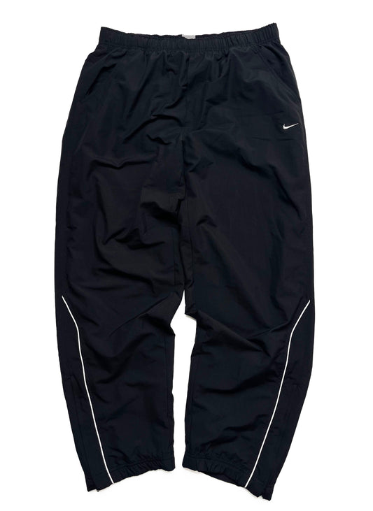 NIKE EARLY 2000s BLACK NYLON TRACKPANTS