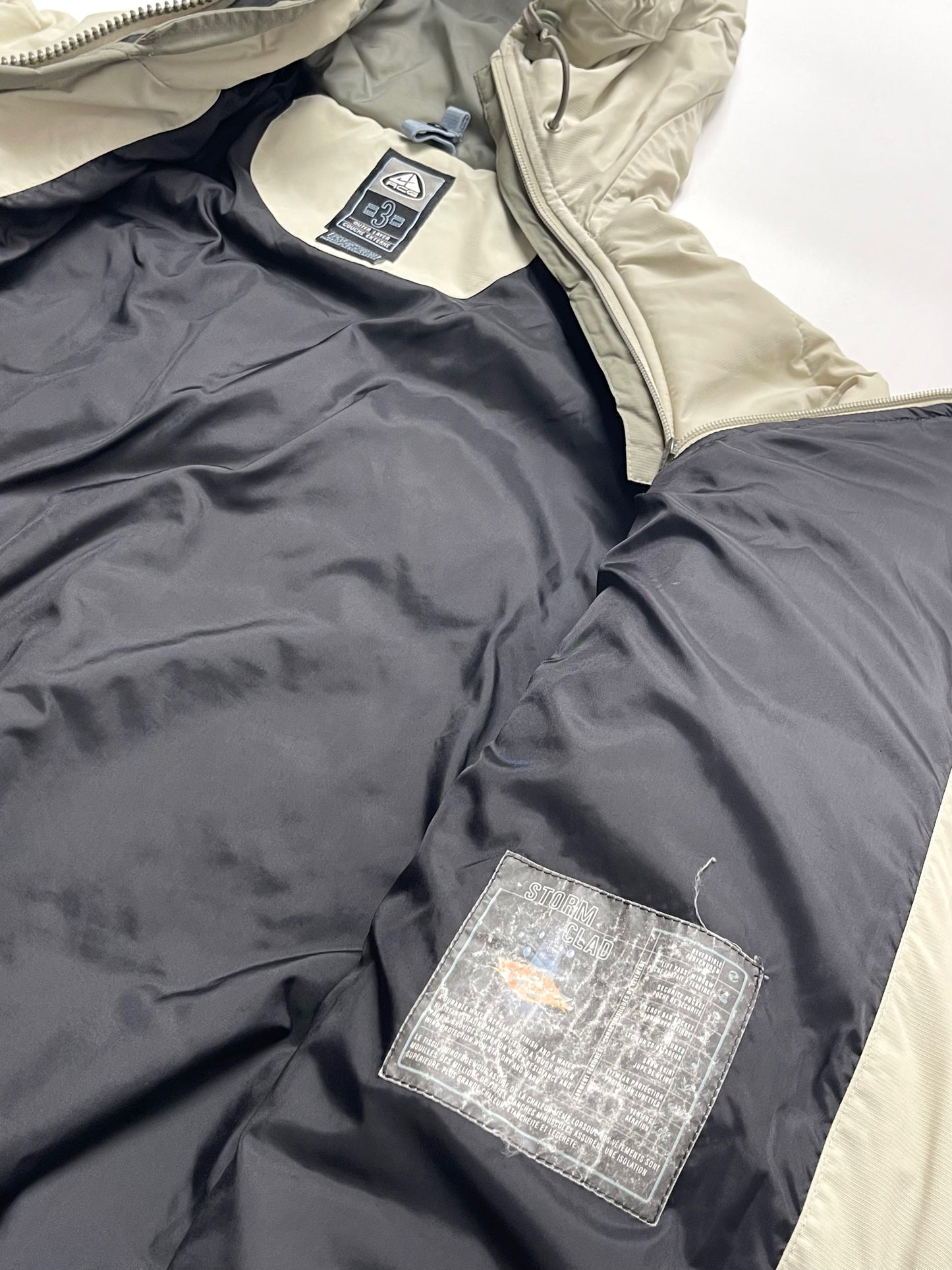 NIKE ACG FW2001 HEAVYWEIGHT PADDED ASYMMETRICAL PUFFER JACKET