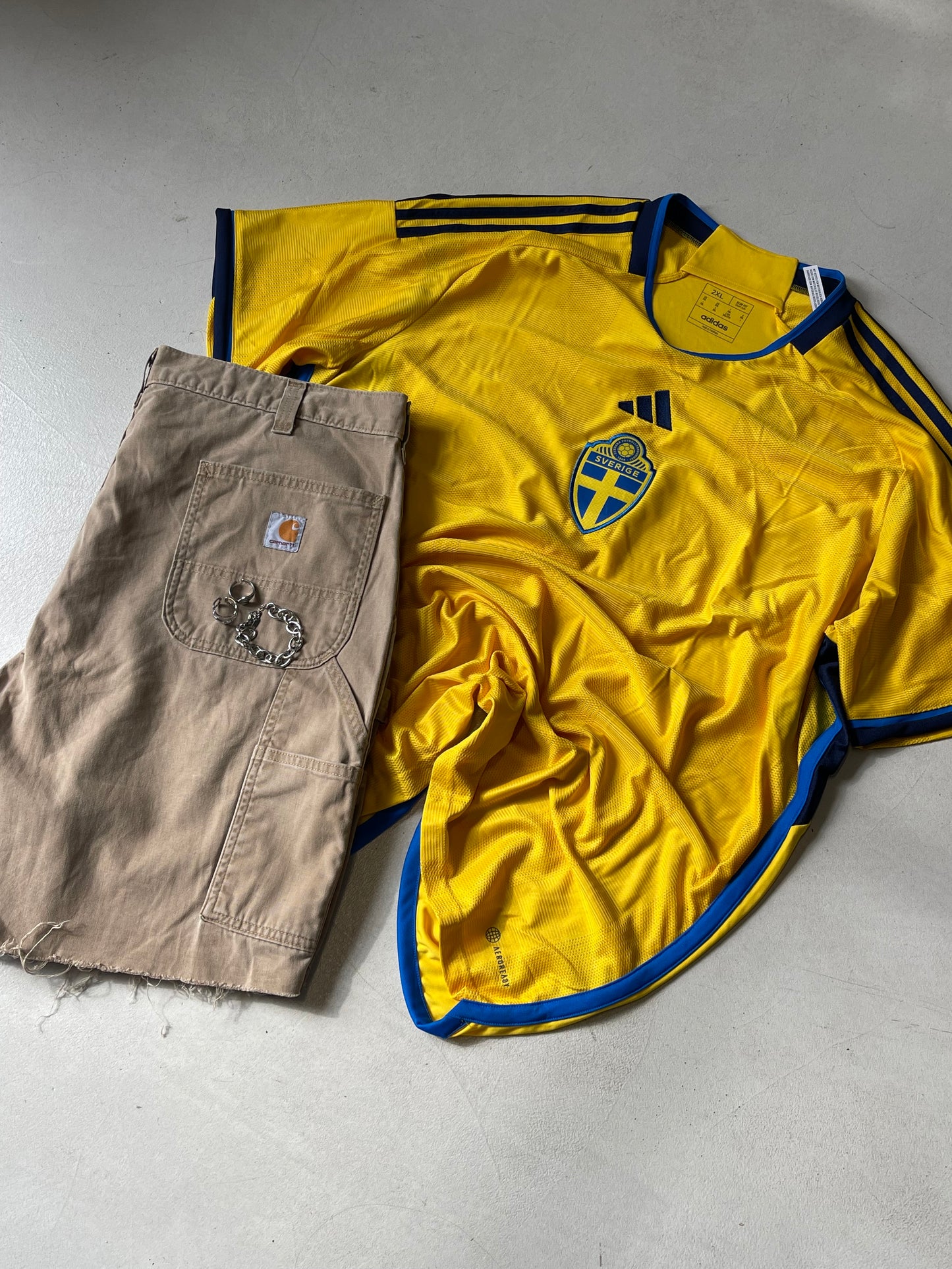 ADIDAS SWEDEN HOME JERSEY 2022-2023