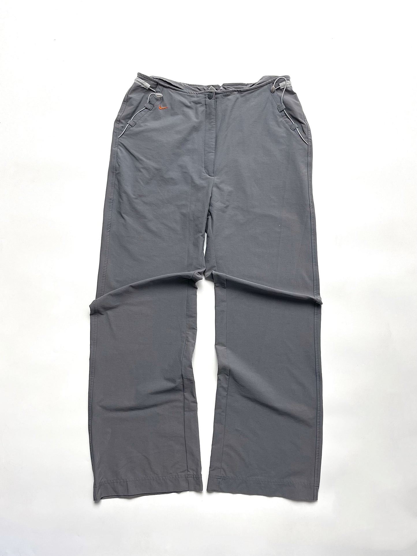 NIKE EARLY 2000s GREY TRACKPANTS