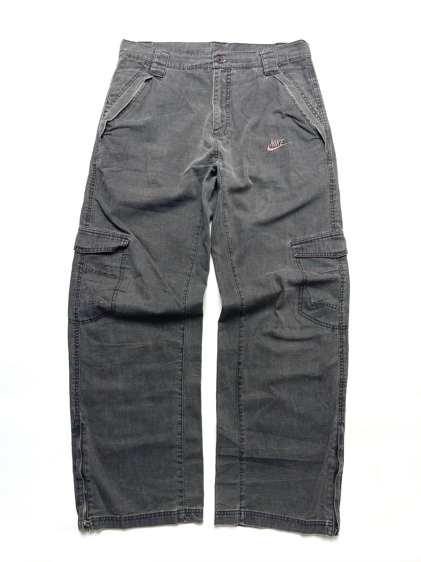 NIKE LATE 2000s CARGO PANTS