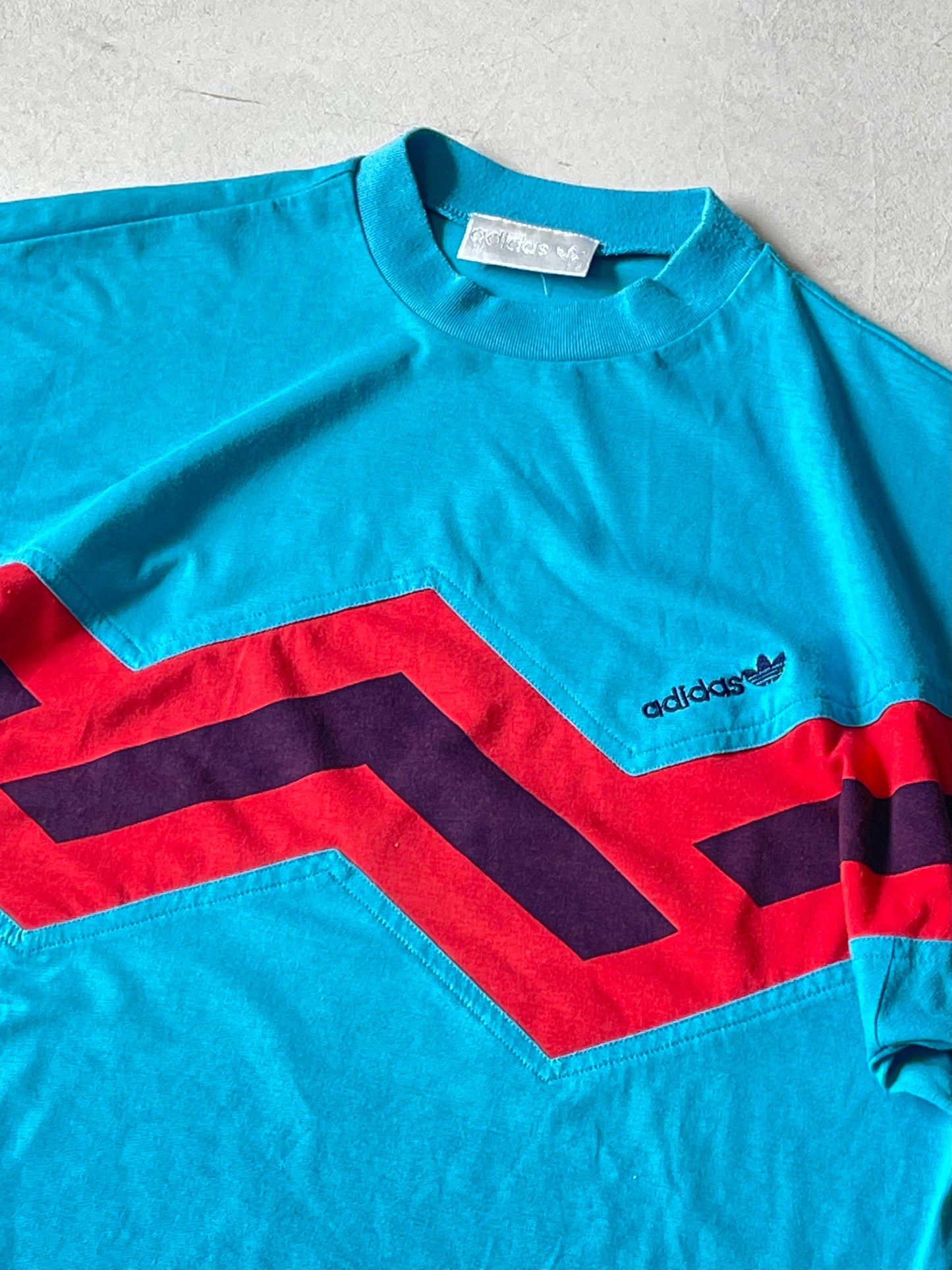 ADIDAS 90s ZIG ZAG RETRO T-SHIRT